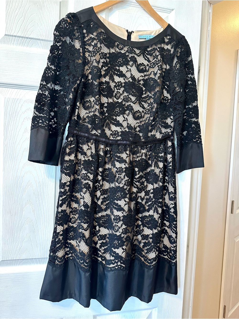 ANTONIO MELANI Black Lace Long Sleeve Fit & Flare Dress
